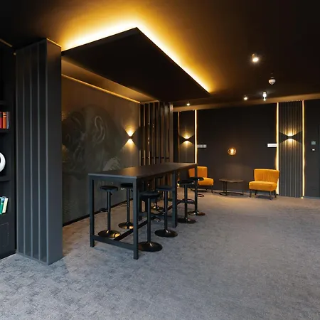 Juststay Muenchen & Szálloda