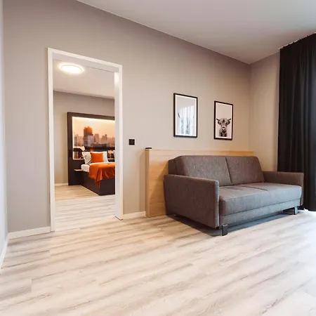 Juststay Muenchen & 3*