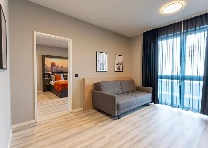 Juststay Muenchen & 3* 法特尔斯特滕